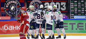 Стефанович и Веремеенко сделали дубли, а «Металлург» повел в полуфинальной серии!