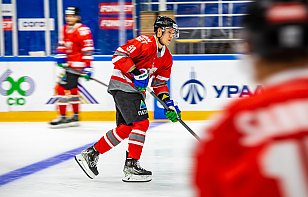 Иван Дроздов впервые отличился за «Салават Юлаев» и помог своей команде обыграть «Локомотив»