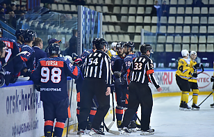 Алексей Фурса отметился ассистом в матче регулярного чемпионата ВХЛ